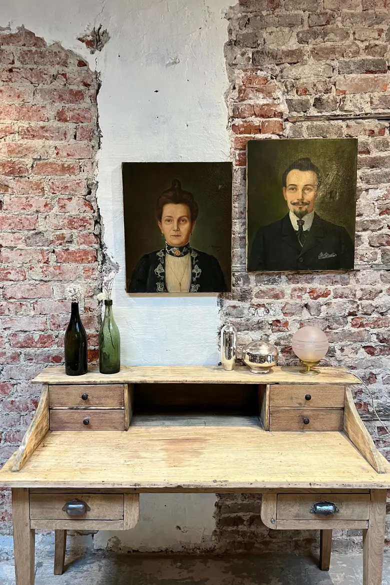 Ancien portrait d'ancêtre femme sur toile Début XXème