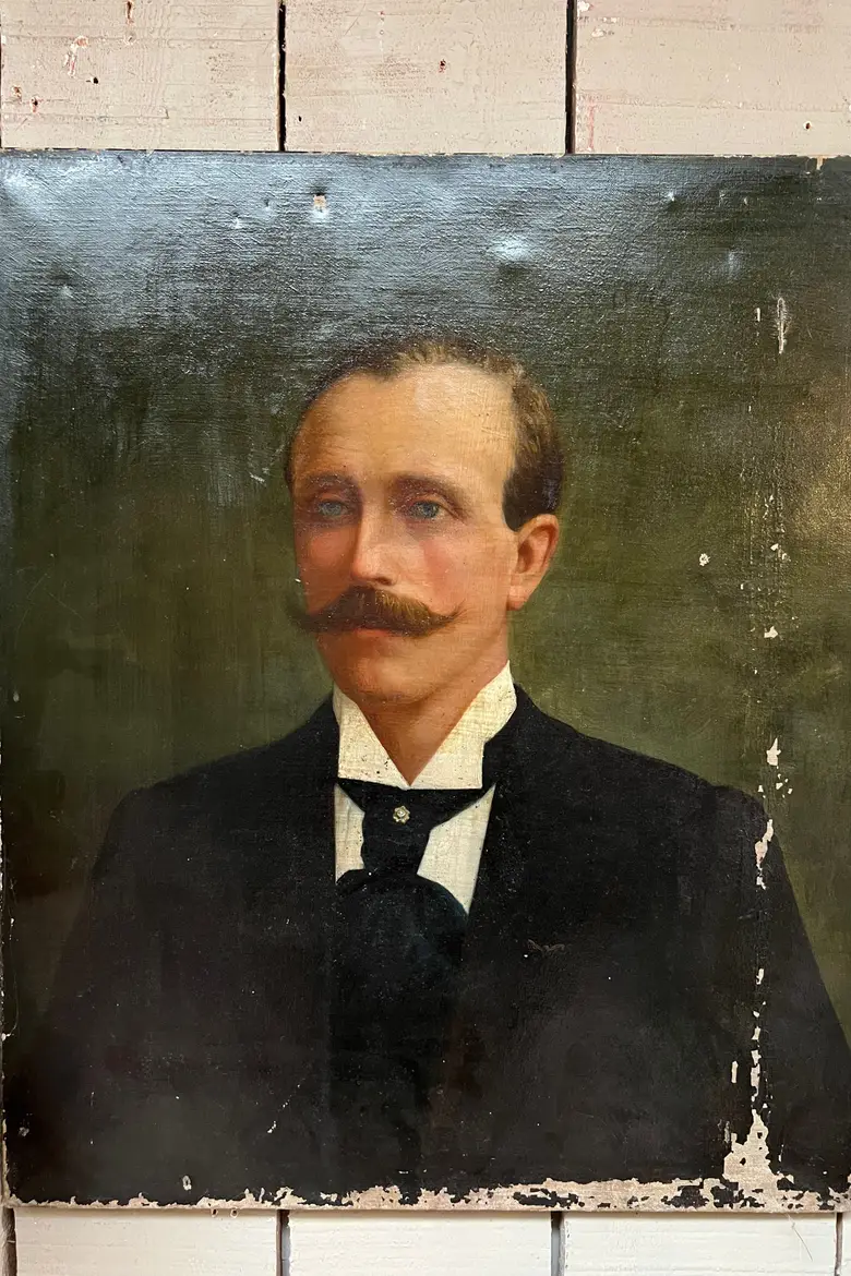 Ancien portrait d’ancêtre homme sur toile Début XXème