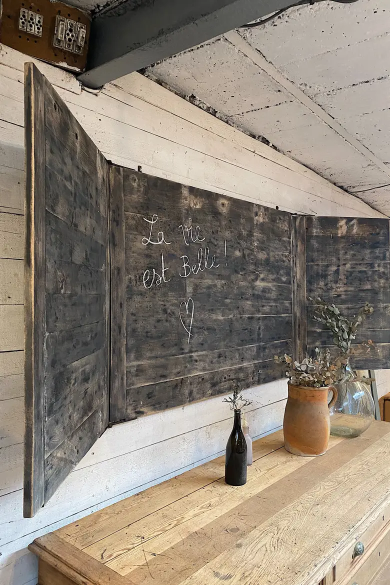 Ancien tableau d’affichage en bois Début XXème