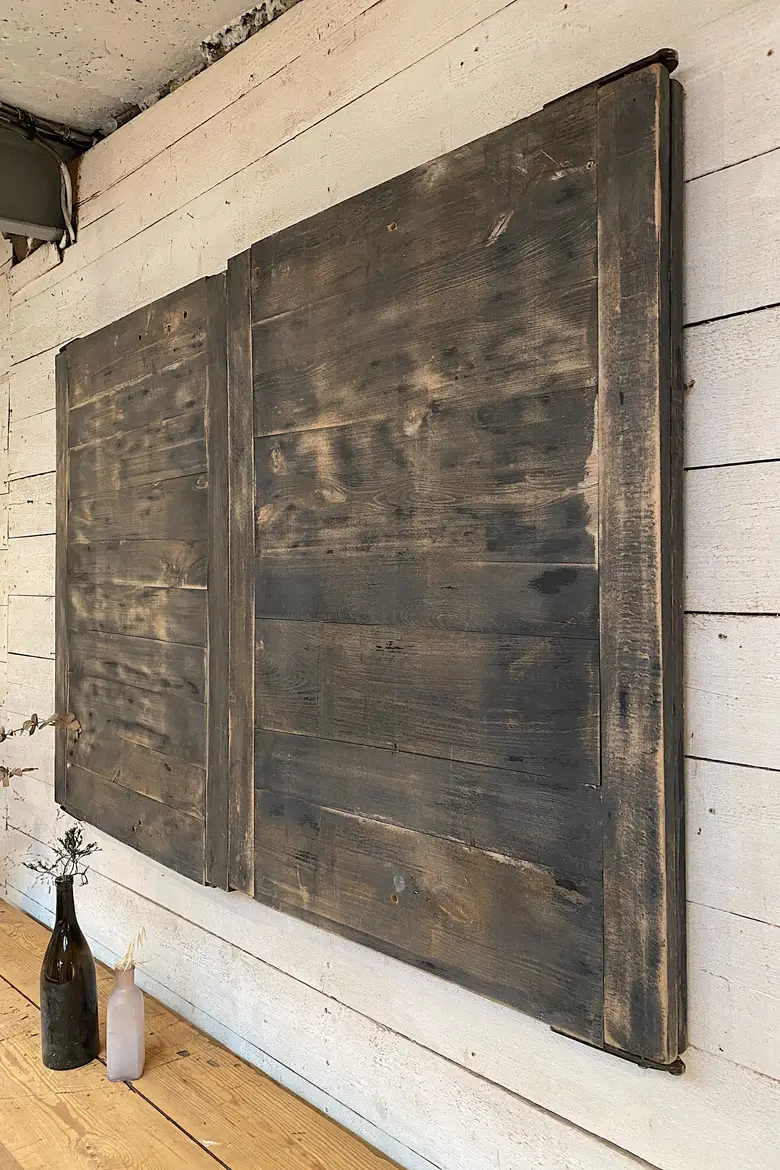 Ancien tableau d’affichage en bois Début XXème