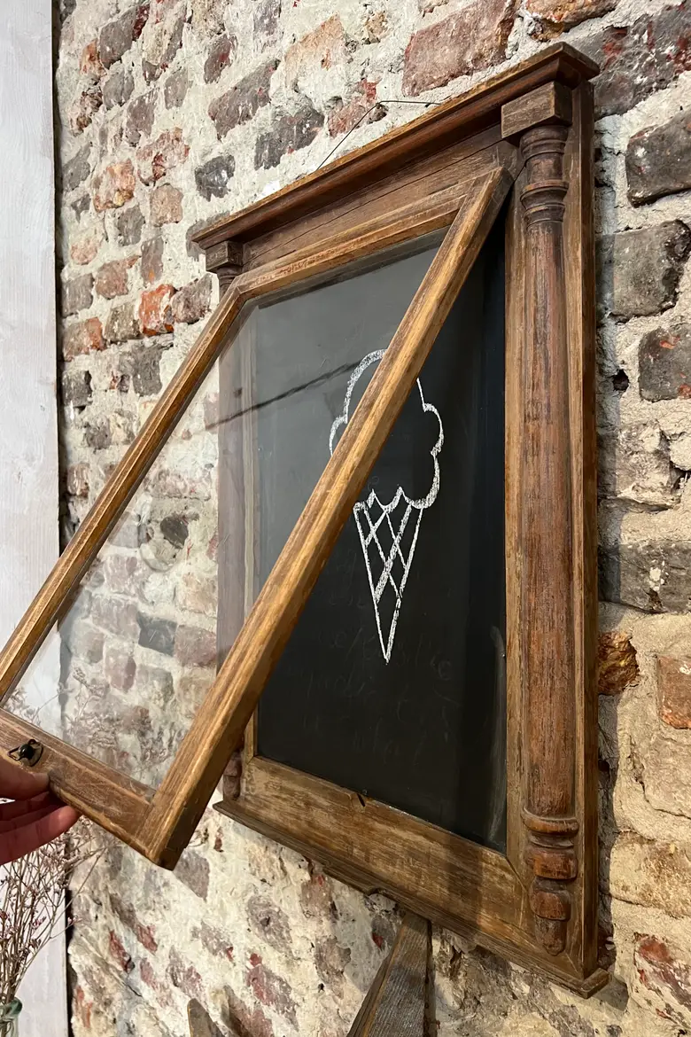 Ancien tableau d’affichage vitré Début XXème