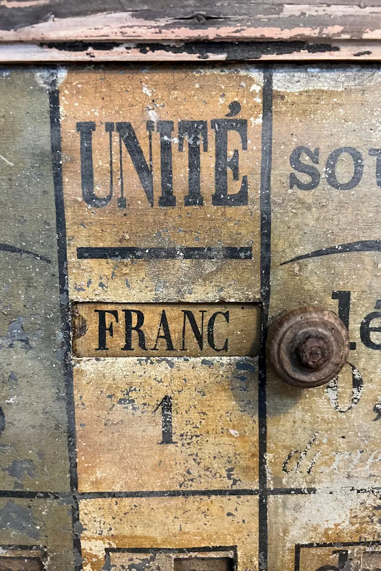 Ancien tableau de conversion en bois 19ème