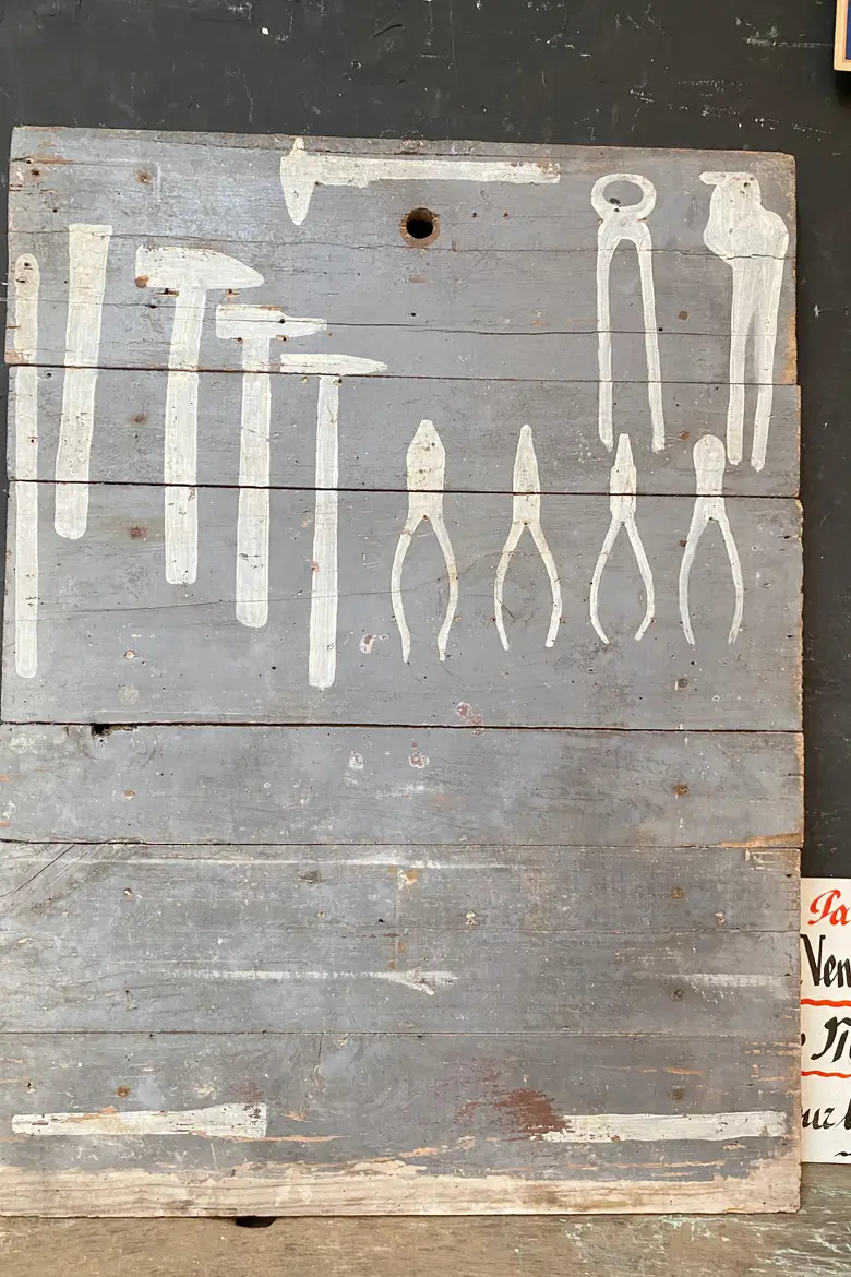 Ancien tableau d’outils en bois Début XXeme