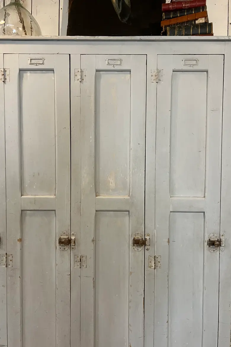 Ancien vestiaire d’atelier Début XXème