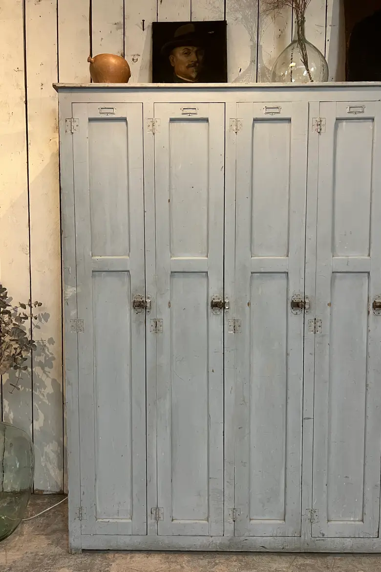 Ancien vestiaire d’atelier Début XXème