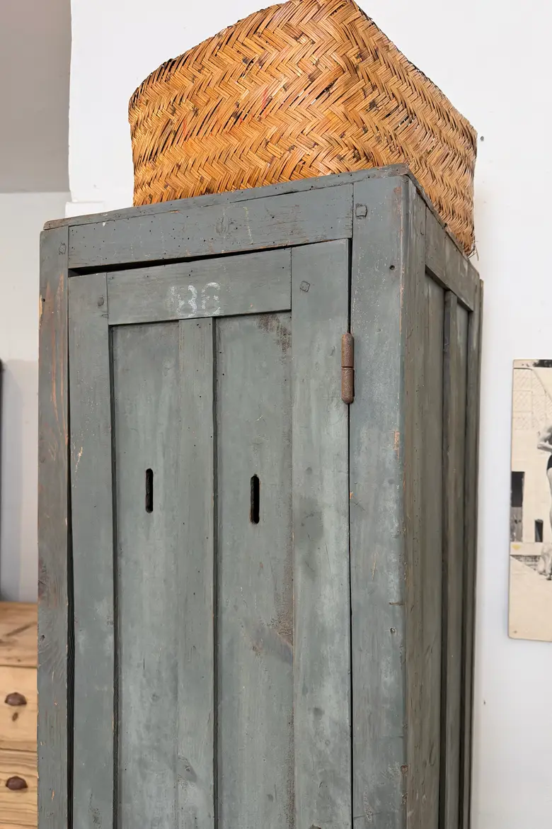 Ancien vestiaire d’atelier