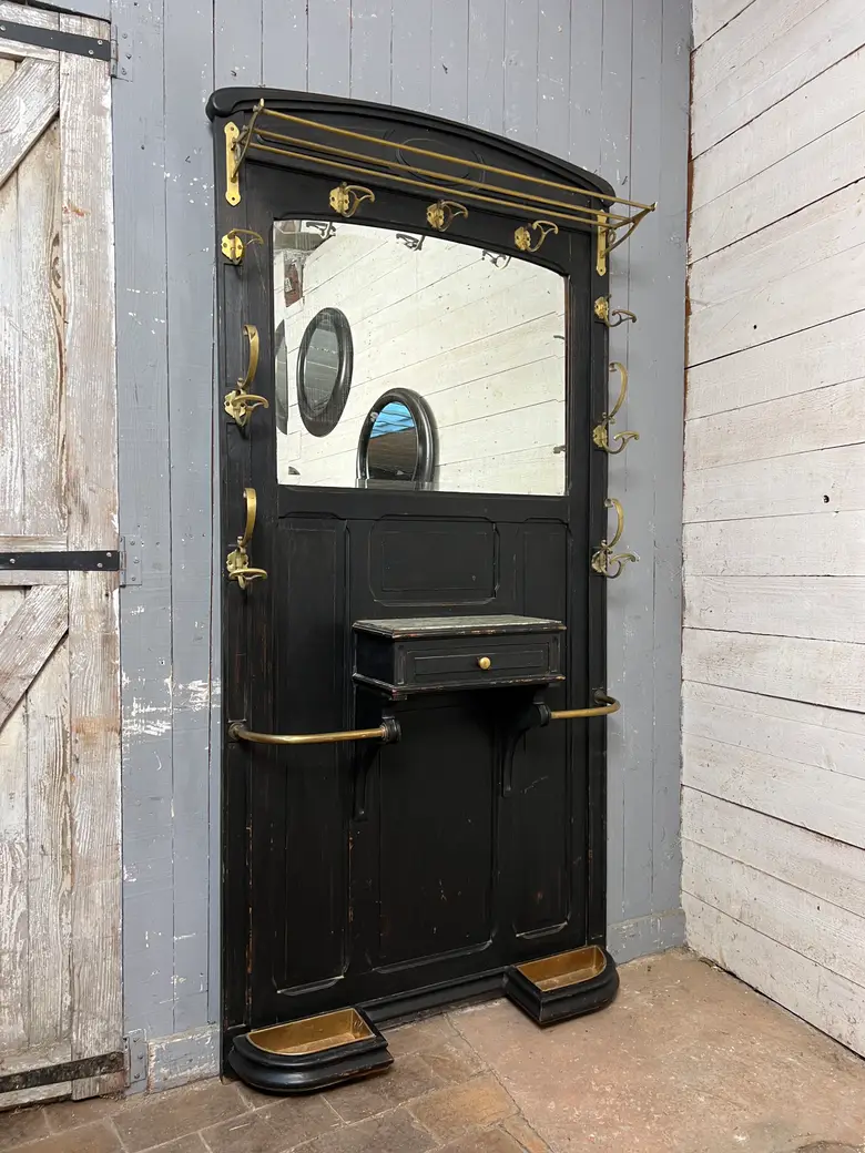 Ancien vestiaire d’entrée