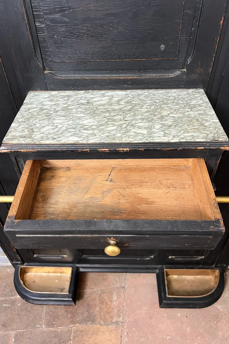 Ancien vestiaire d’entrée