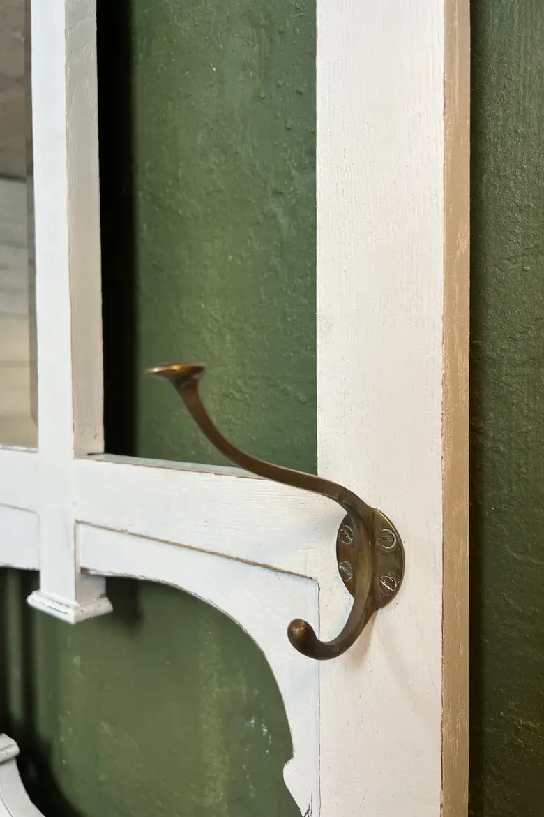 Ancien vestiaire d’entrée – Décor bord de mer