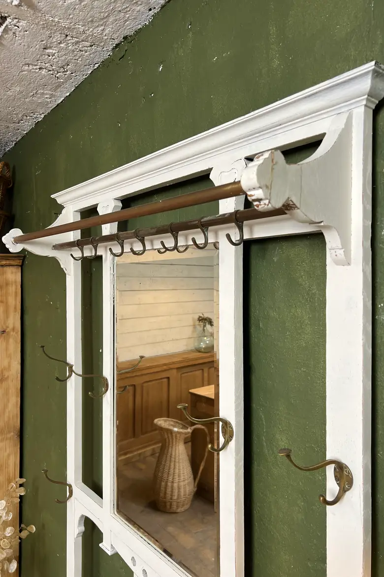 Ancien vestiaire d’entrée – Décor bord de mer