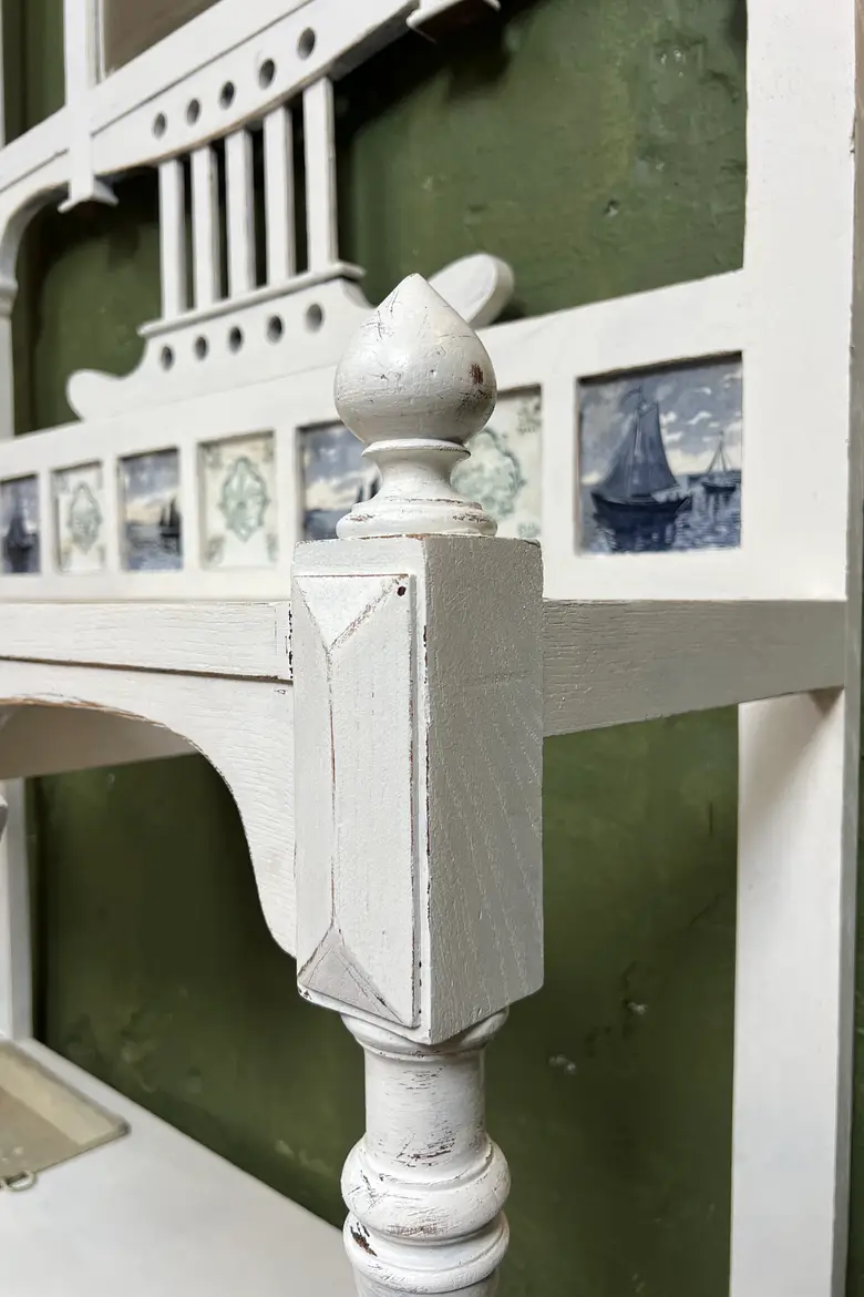 Ancien vestiaire d’entrée – Décor bord de mer