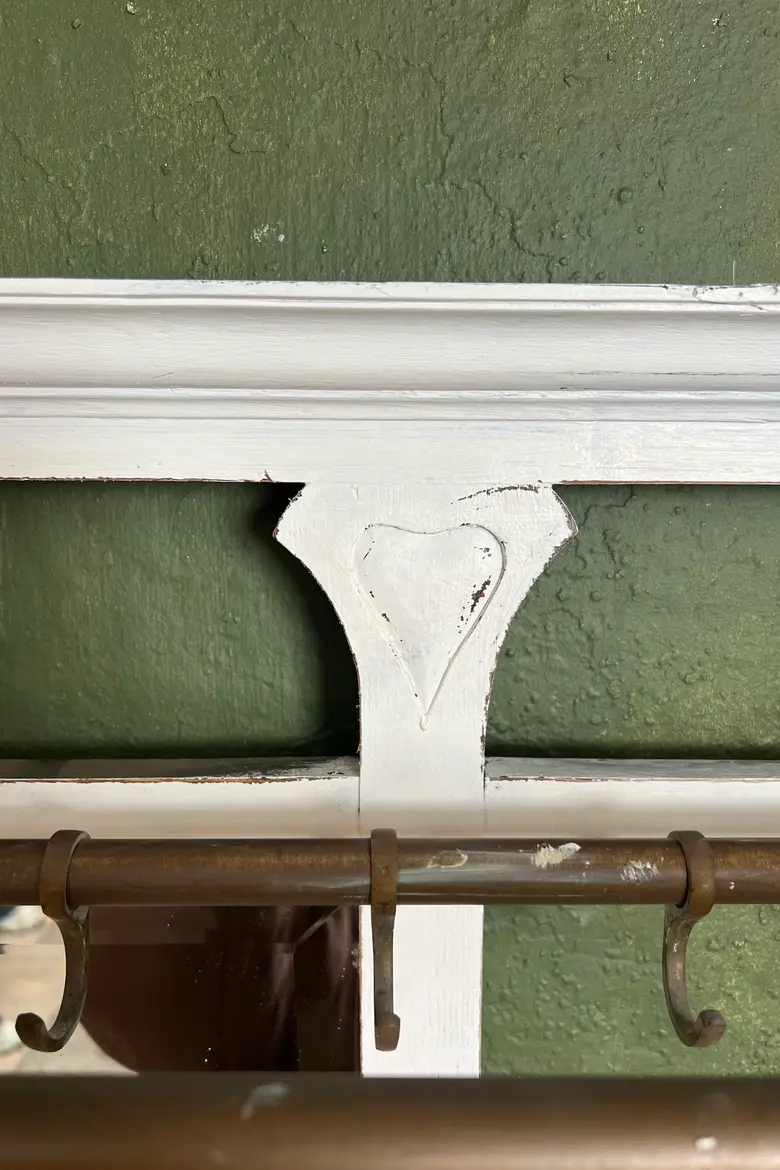 Ancien vestiaire d’entrée – Décor bord de mer