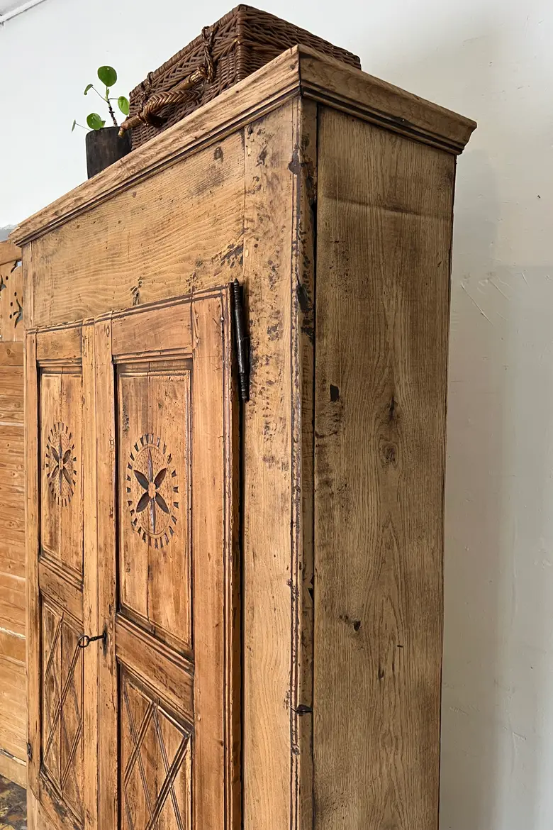 Ancienne armoire d’alpage