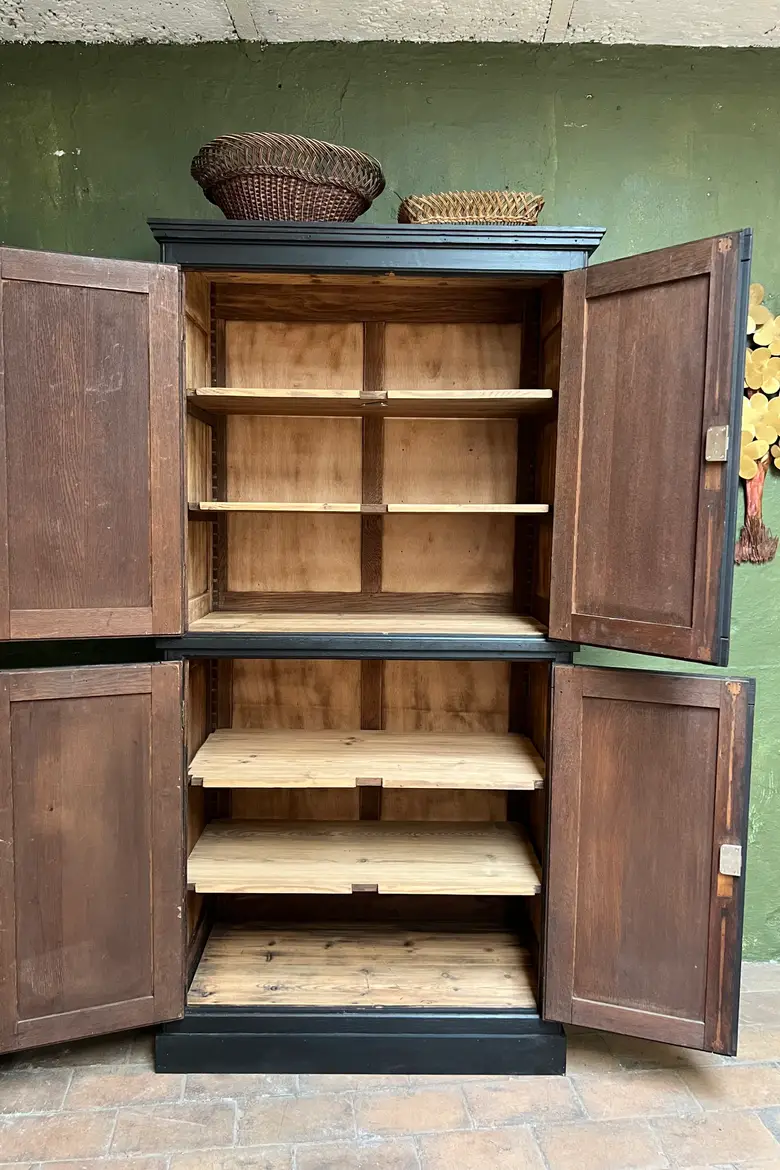 Ancienne armoire d’internat 4 portes Début XXème