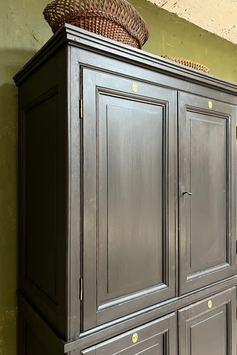 Ancienne armoire d’internat 4 portes Début XXème