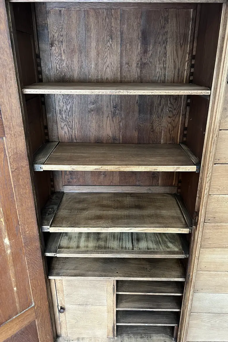 Ancienne armoire en chêne Début XXème