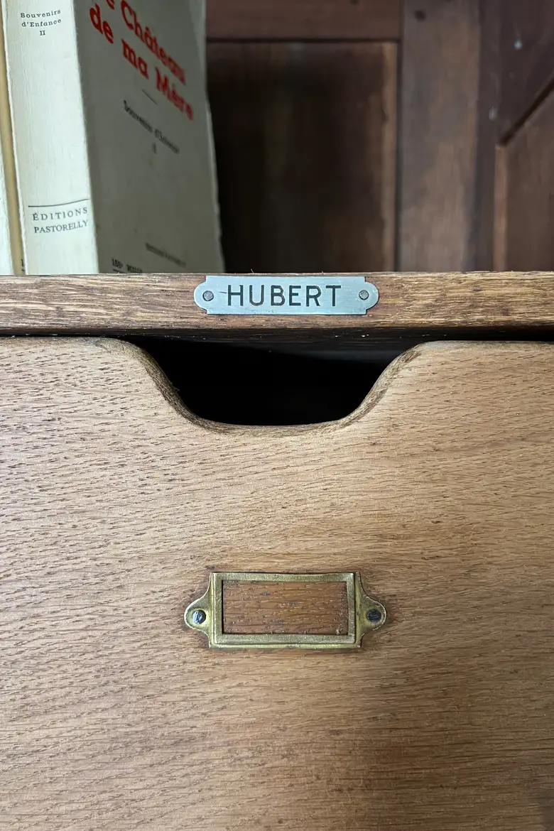 Ancienne armoire en chêne Début XXème