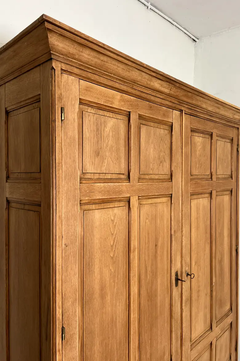 Ancienne armoire en chêne Début XXème