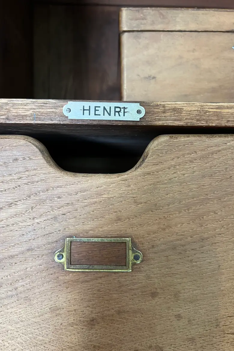Ancienne armoire en chêne Début XXème