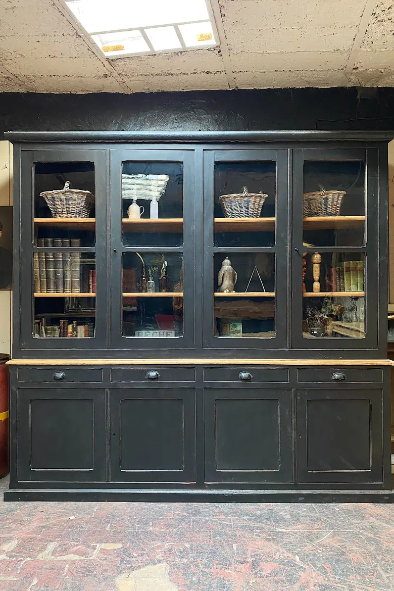 Ancienne bibliothèque d'école Début XXème