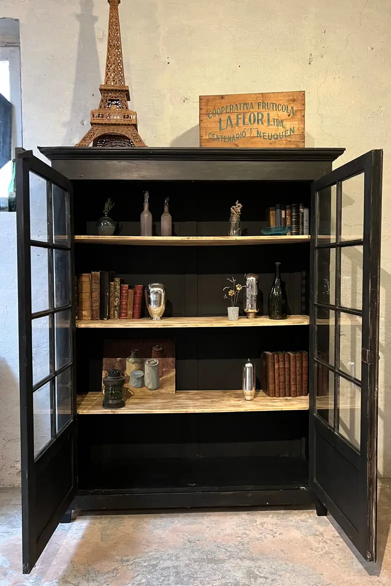 Ancienne bibliothèque d’école en bois Début XXème