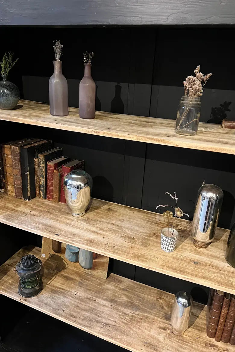 Ancienne bibliothèque d’école en bois Début XXème