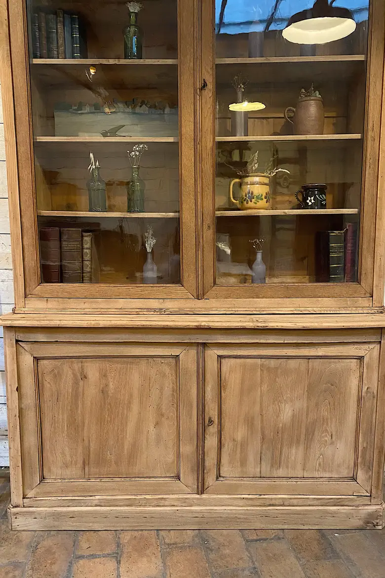 Ancienne bibliothèque en chêne Début