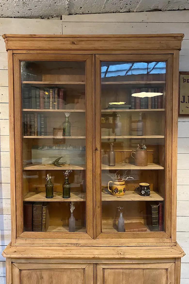 Ancienne bibliothèque en chêne Début