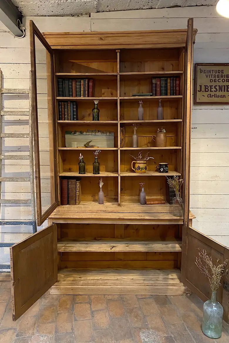 Ancienne bibliothèque en chêne Début