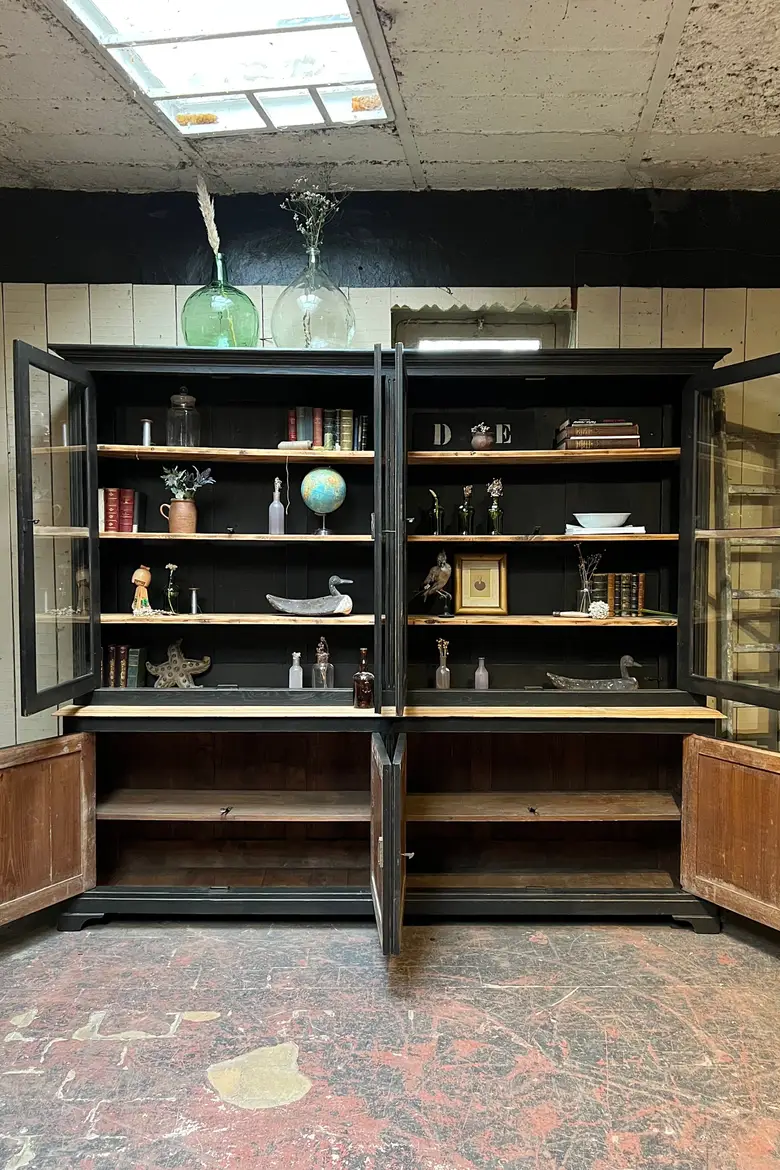 Ancienne bibliothèque en chêne et sapin Début XXème