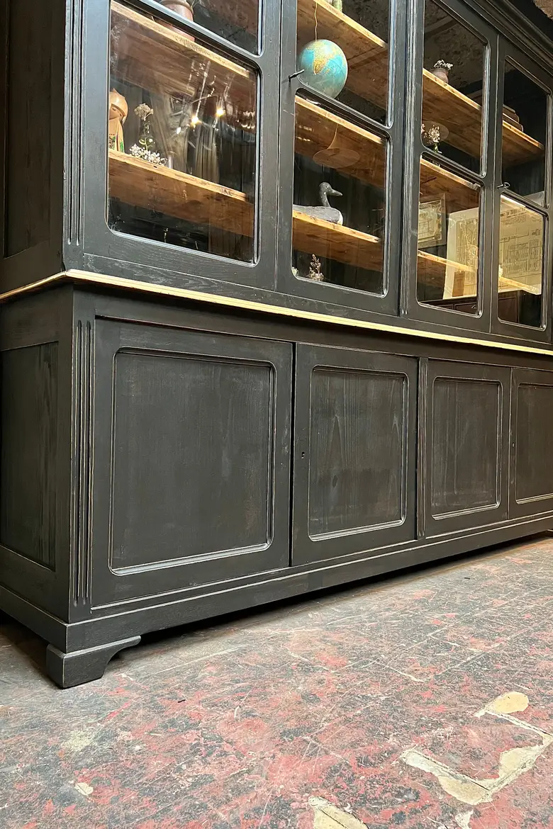 Ancienne bibliothèque en chêne et sapin Début XXème