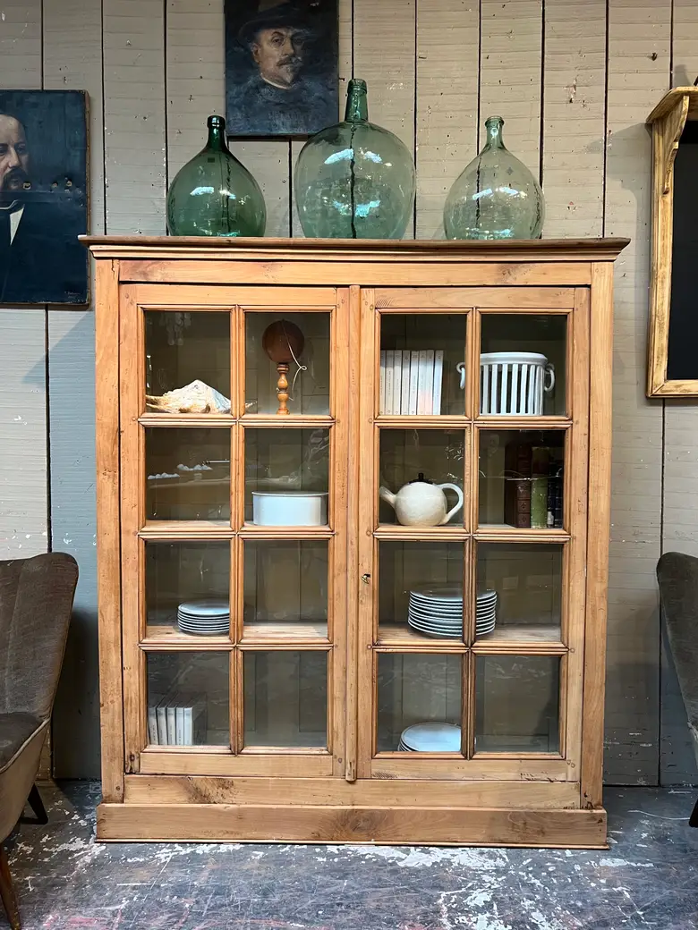 Ancienne bibliothèque vitrée en merisier Début XXème