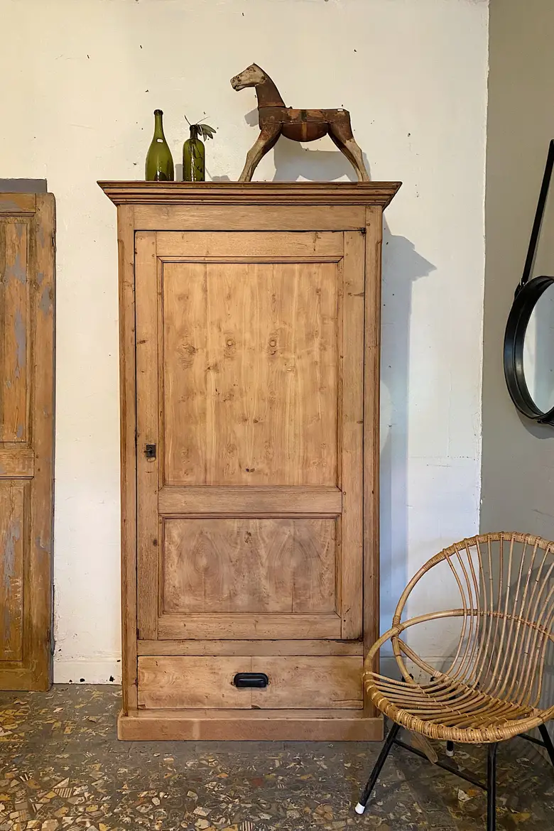 Ancienne bonnetière en frêne et merisier Début XXème