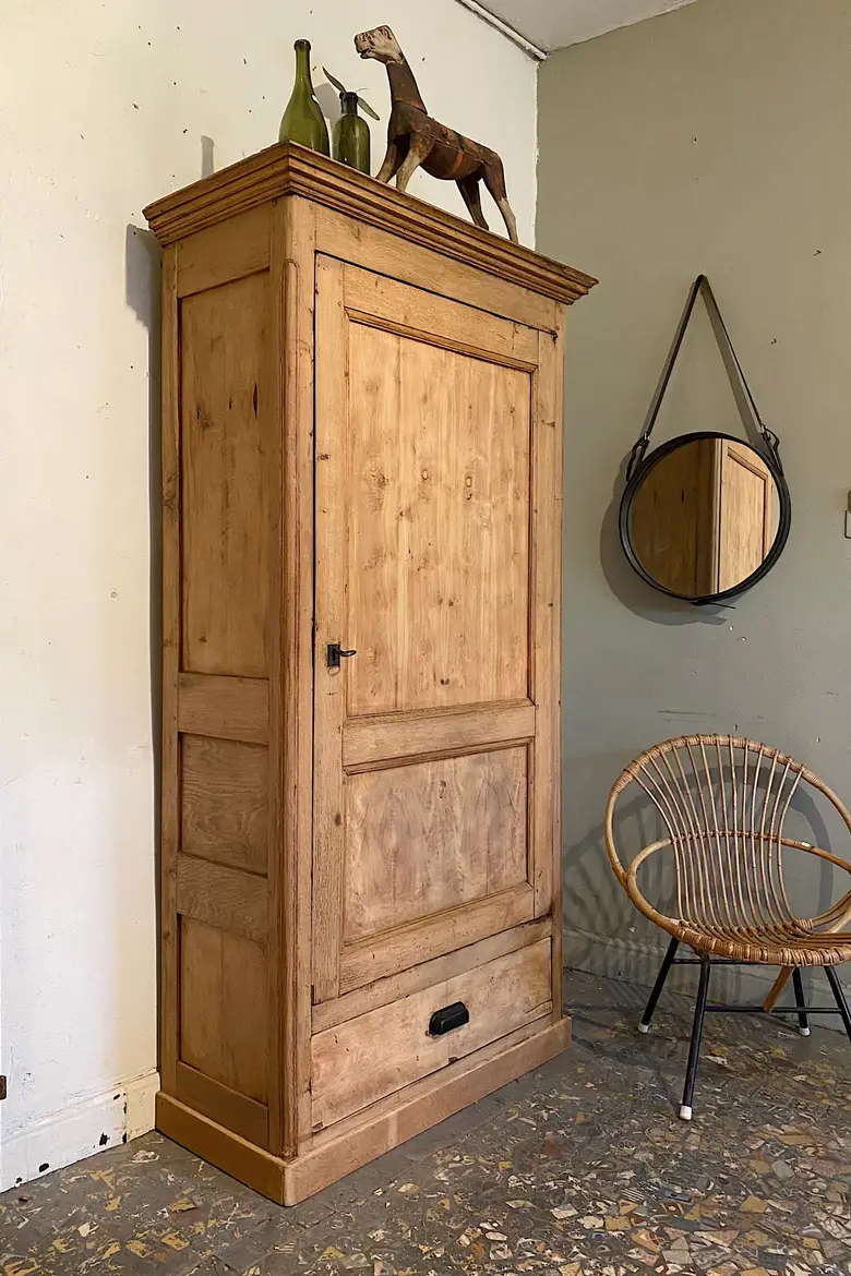 Ancienne bonnetière en frêne et merisier Début XXème