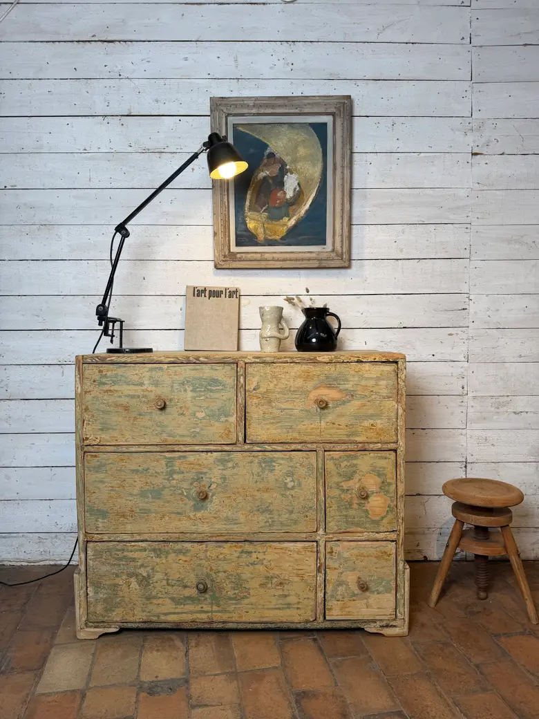 Ancienne commode en sapin – XIXe siècle