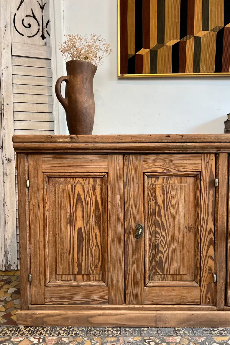 Ancienne enfilade d’atelier en sapin – 5 portes