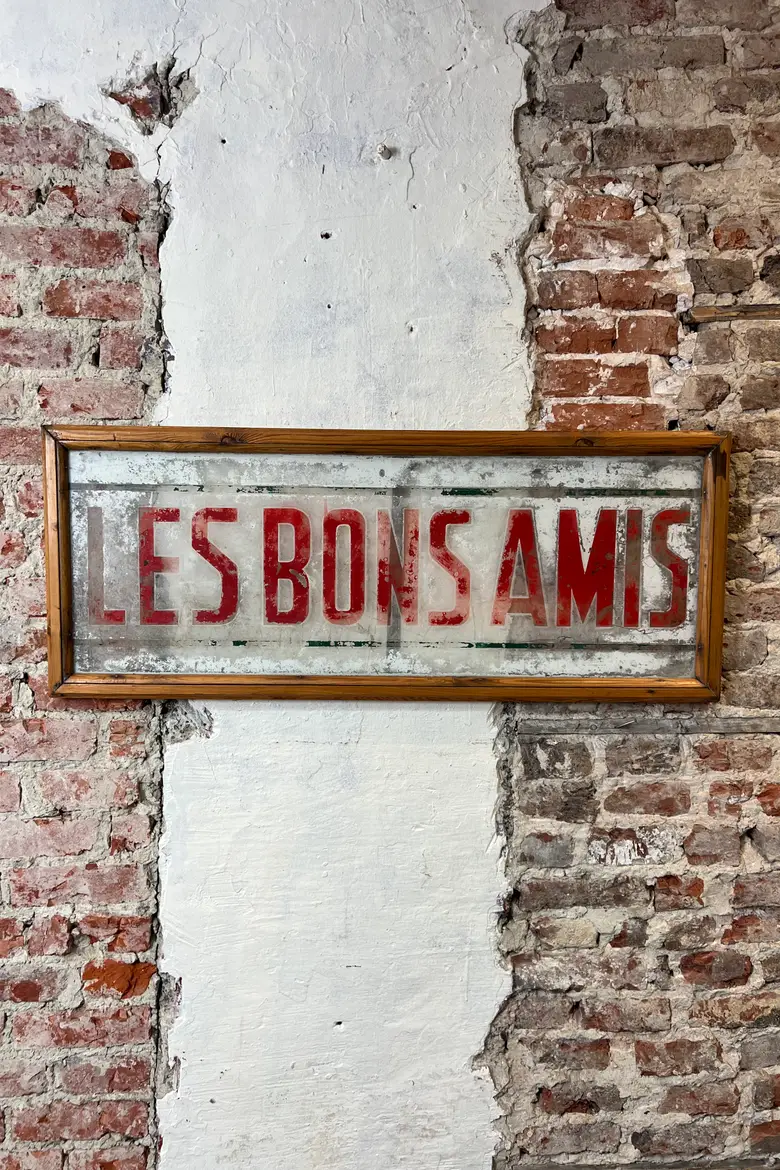 Ancienne enseigne de café « Les Bons Amis » - début XXe siècle