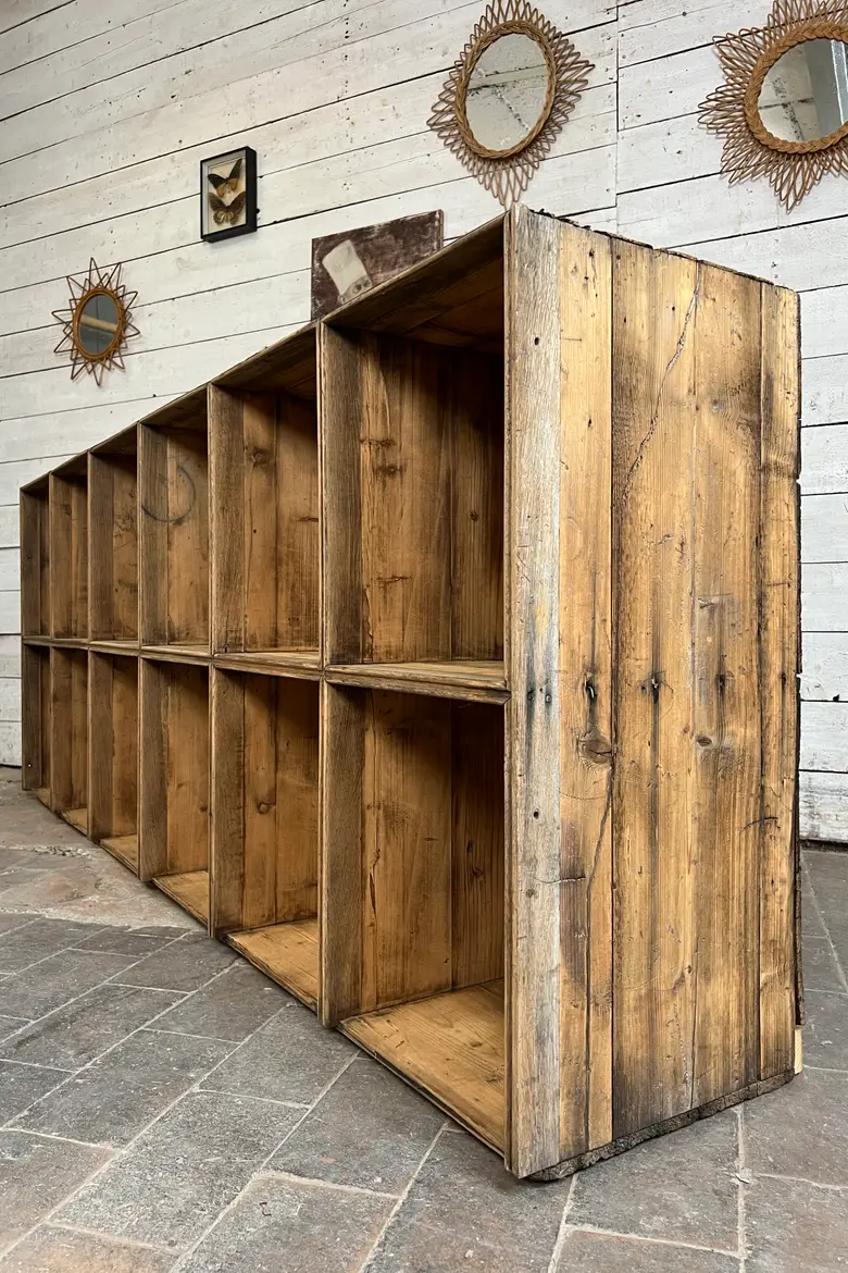 Ancienne étagère d’atelier à casiers – Début XXe