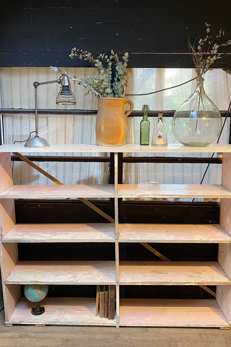 Ancienne étagère d’atelier en bois Début XXème