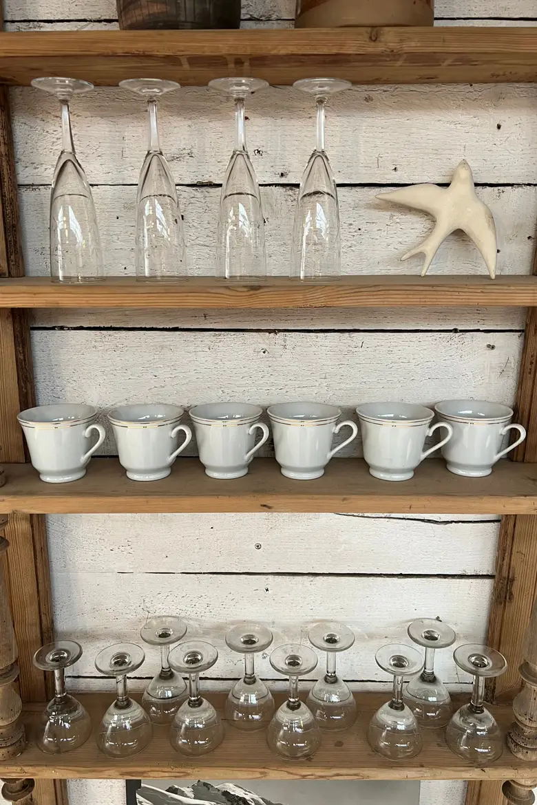 Ancienne étagère de café en bois Début XXème