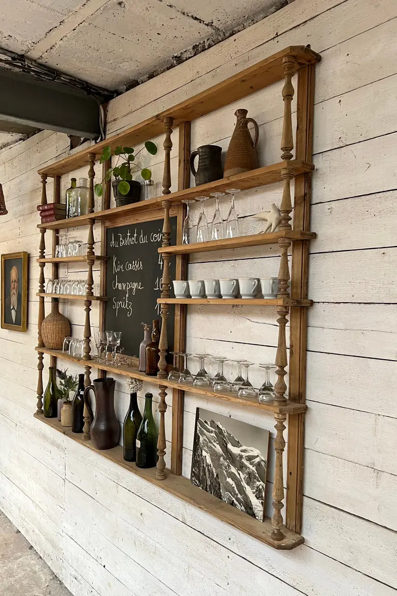 Ancienne étagère de café en bois Début XXème