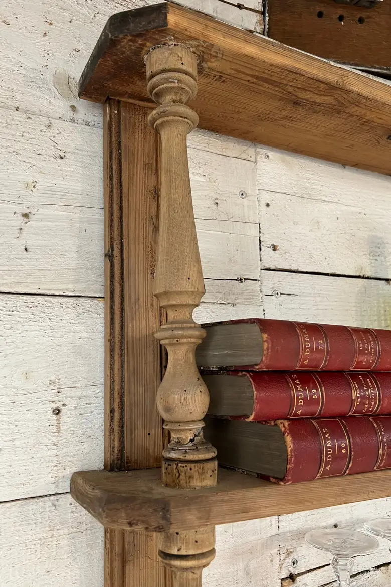 Ancienne étagère de café en bois Début XXème