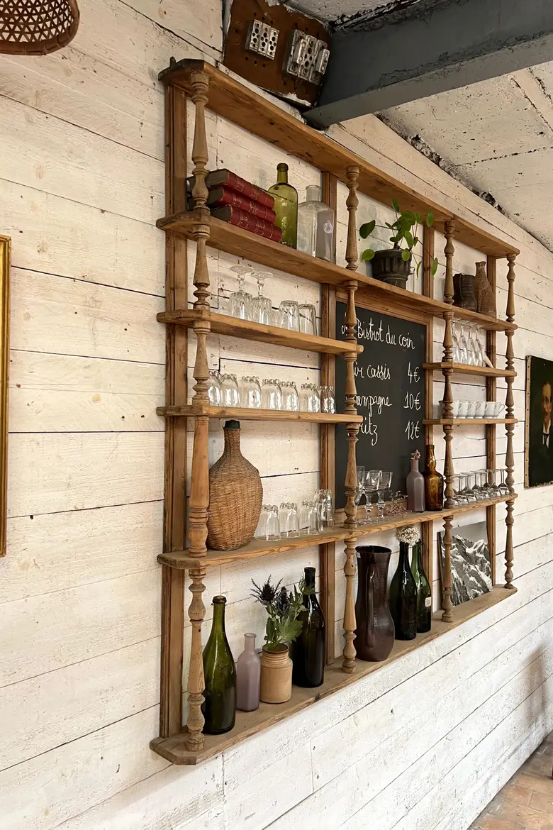 Ancienne étagère de café en bois Début XXème