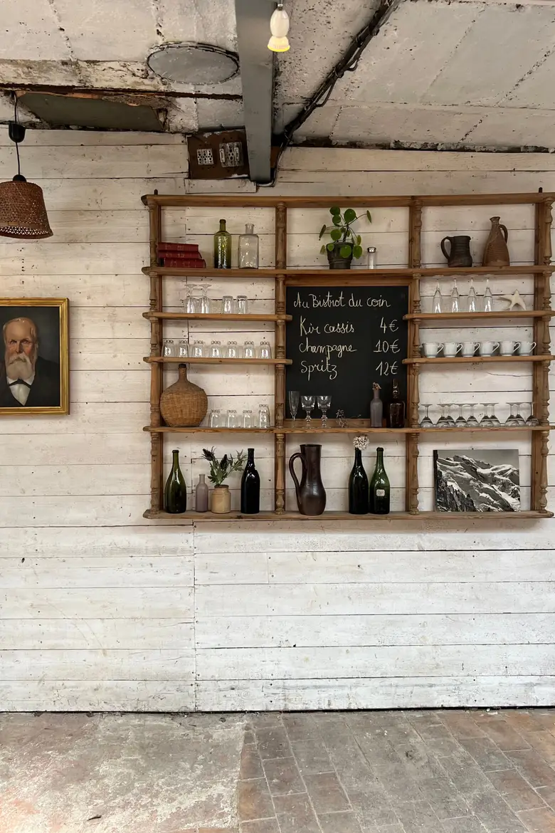 Ancienne étagère de café en bois Début XXème