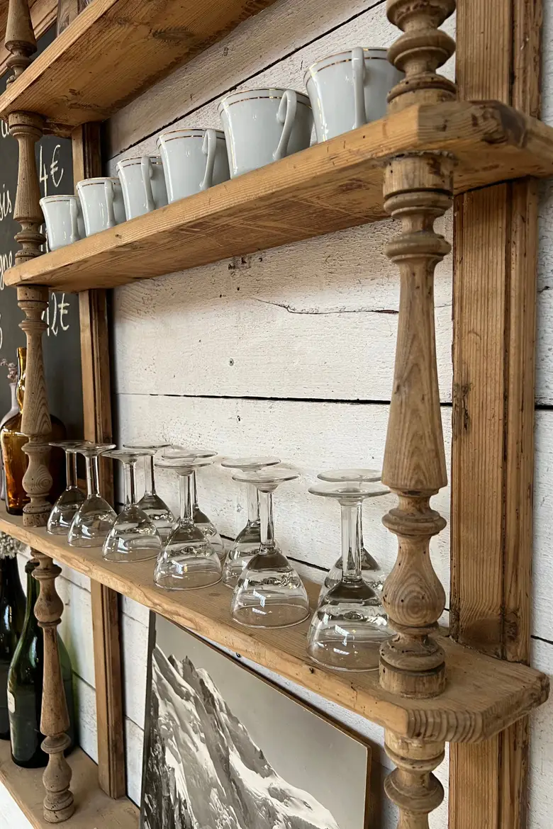 Ancienne étagère de café en bois Début XXème