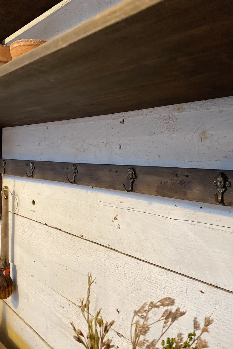 Ancienne étagère de cuisine  en bois Début XXème