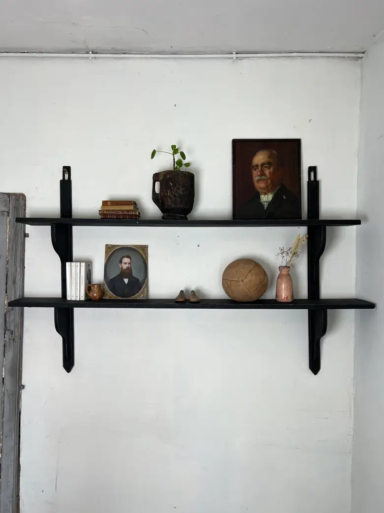 Ancienne étagère en bois