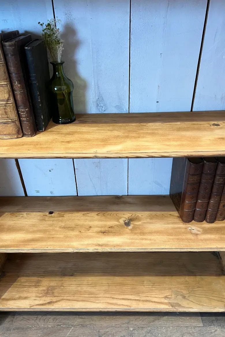 Ancienne étagère en sapin Début XXème