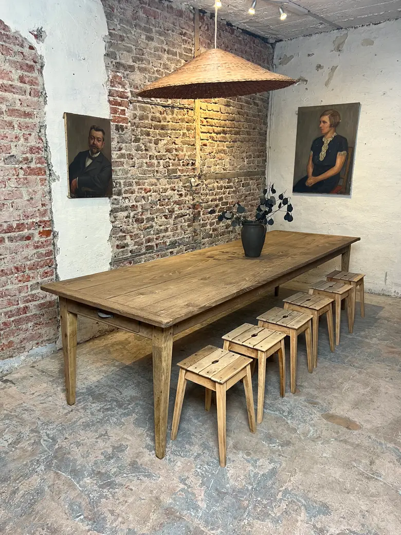 Ancienne grande table en châtaignier