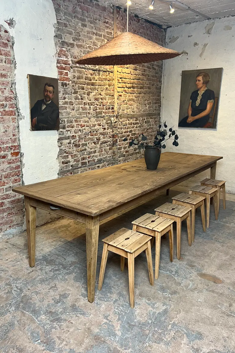 Ancienne grande table en châtaignier